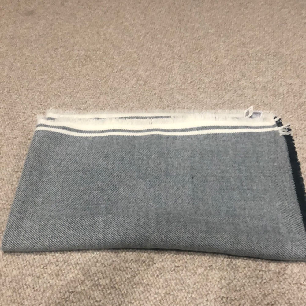 NWT Gap Scarf